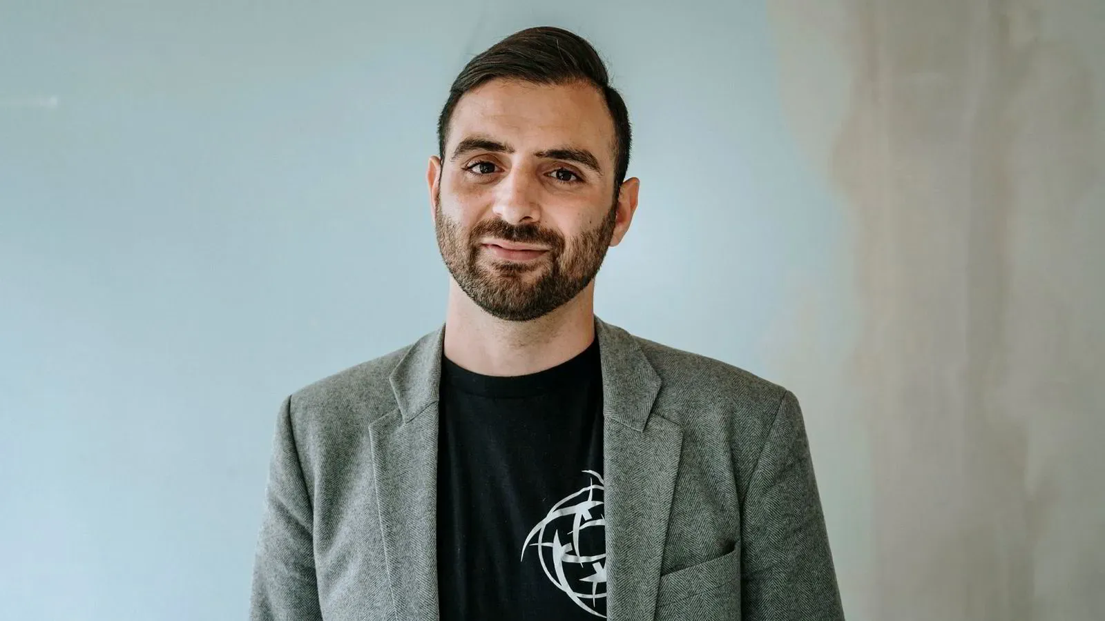 Hicham Chahine photo-by-Fartein-Rudjord.webp